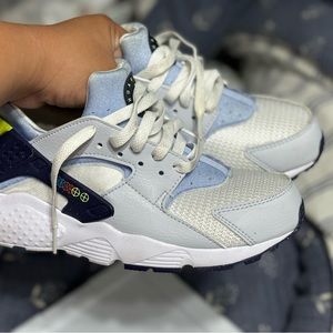 Baby blue Nike hurraches